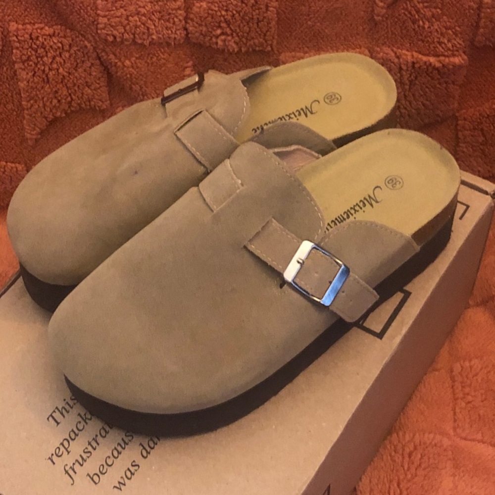 Taupe Suede Slip-On Clogs Platform with Buckle made by Meixiemeile